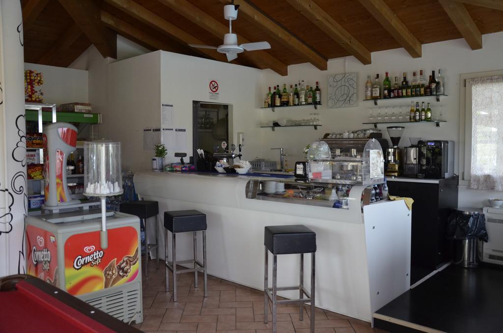 Karina Aparthotel