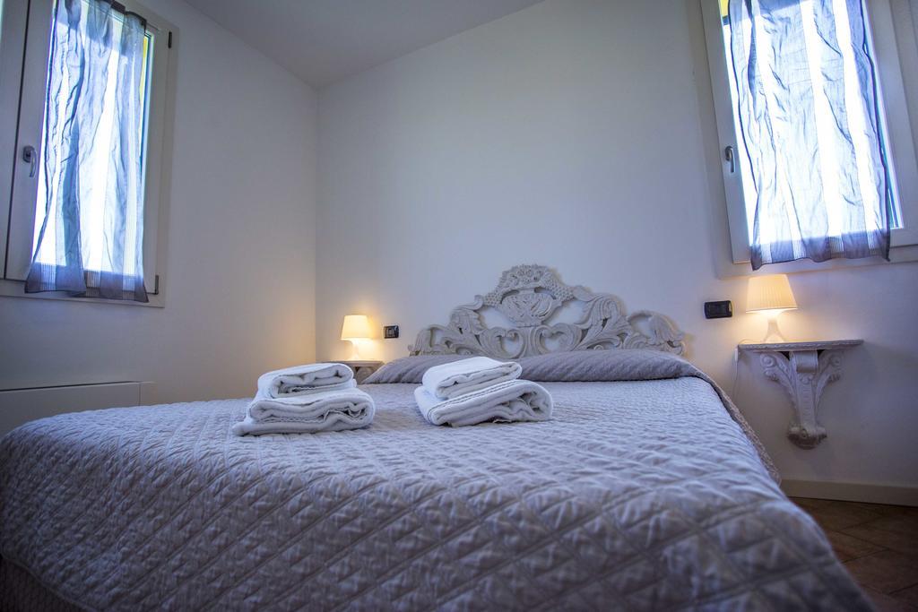 Karina Aparthotel 2*